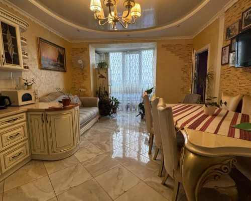 Продаж квартири 2 кімнати 87 кв. м. ЖК Набережний Квартал (Виставка) Хмельницький