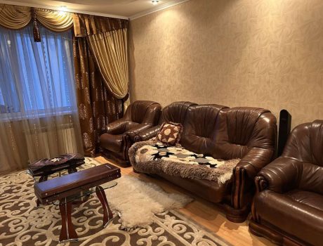 Оренда 3 кімнати 90 кв. м. Зарічанська (Виставка) Хмельницький