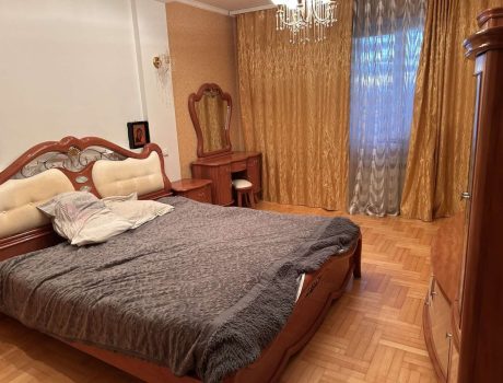 Оренда 3 кімнати 90 кв. м. Зарічанська (Виставка) Хмельницький