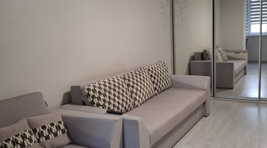 Оренда 1 кімната 43 кв. м. Новий квартал (Озерна) Хмельницький