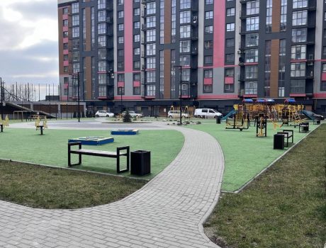 Продаж квартири 3 кімнати 120 кв. м. ЖК Вінницький (Виставка) Хмельницький