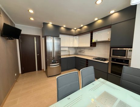Оренда 3 кімнати 85 кв. м. Зарічанська (Виставка) Хмельницький
