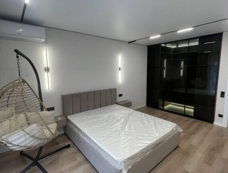 Продаж квартири 2 кімнати 73 кв. м. Панаса Мирного (Озерна) Хмельницький