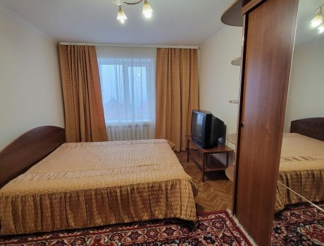 Оренда 4 кімнати 110 кв. м. Зарічанська (Виставка) Хмельницький