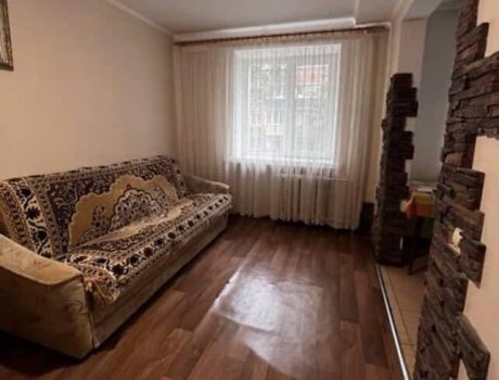 Продаж квартири 2 кімнати 46 кв. м. Зарічанська (Виставка) Хмельницький