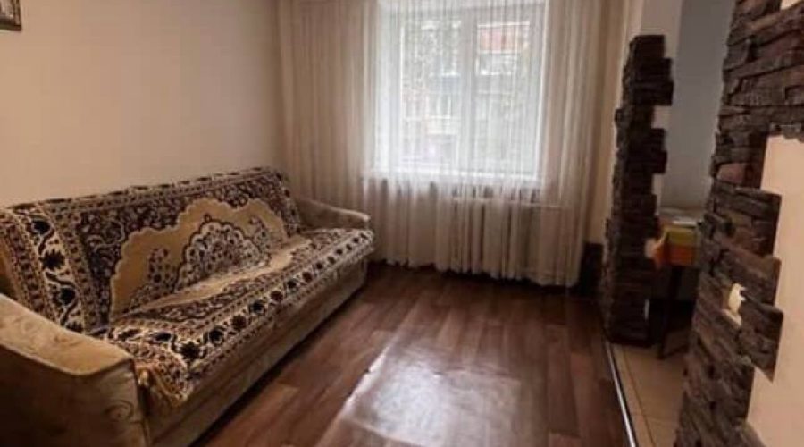 Продаж квартири 2 кімнати 46 кв. м. Зарічанська (Виставка) Хмельницький