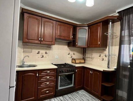 Оренда 1 кімната 56 кв. м. Лісогринівецька (Озерна) Хмельницький