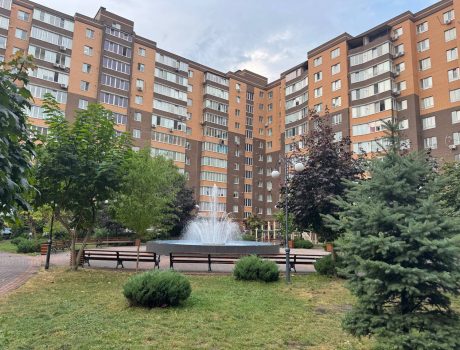 Продаж квартири 3 кімнати 107 кв. м. ЖК Набережний Квартал (Виставка) Хмельницький