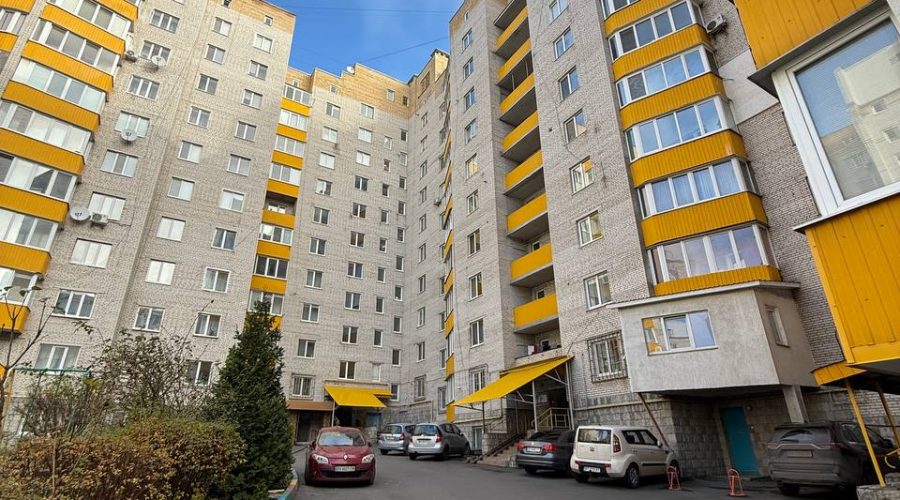 Продаж квартири 1 кімната 43 кв. м. Проспект Миру (Виставка) Хмельницький