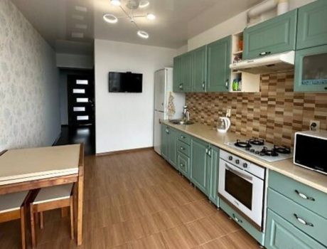 Продаж квартири 2 кімнати 73 кв. м. ЖК Чайка 2 (Озерна) Хмельницький