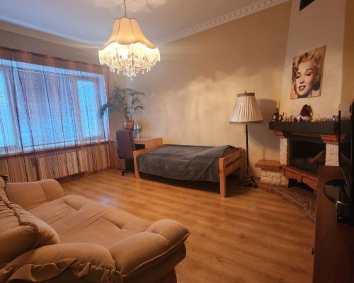 Продаж квартири 3 кімнати 71 кв. м. (Центр) Хмельницький