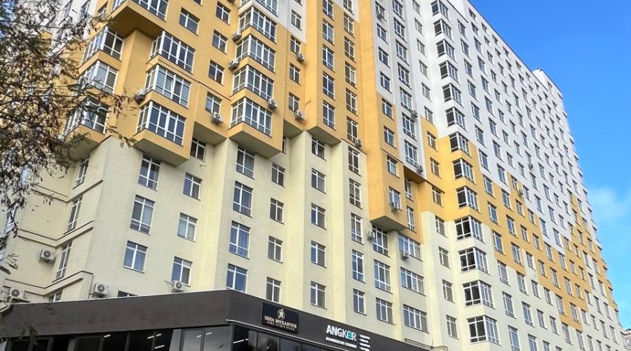 Продаж квартири 1 кімната 40 кв. м. Свободи (Виставка) Хмельницький