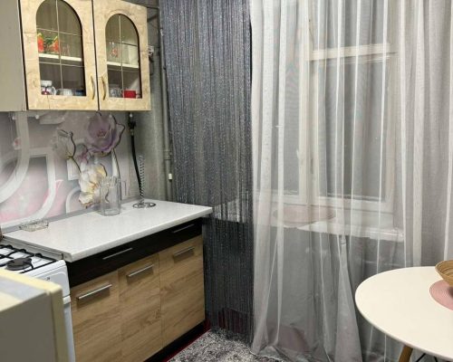 Оренда 1 кімната 31 кв. м. Камʼянецька (Південно-Захід) Хмельницький