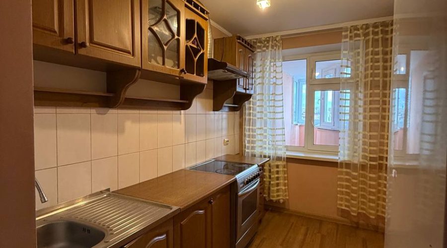 Продаж квартири 2 кімнати 54 кв. м. Соборна (Центр) Хмельницький