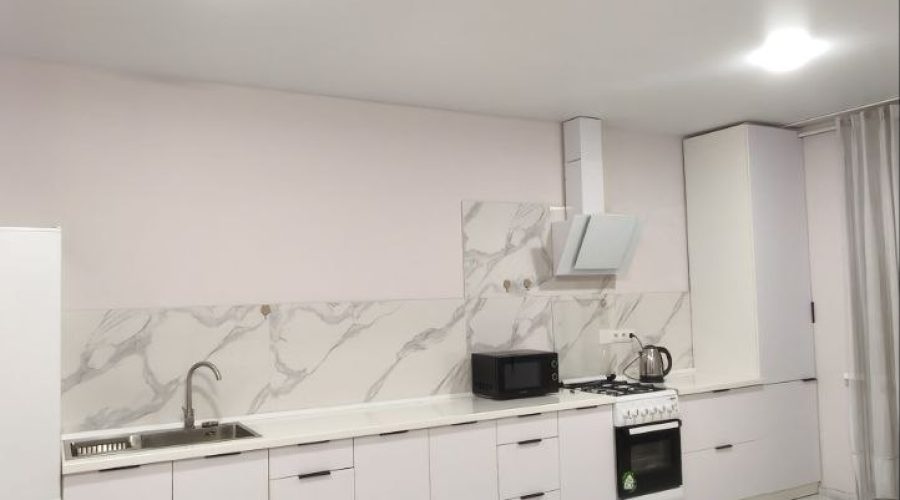 Оренда 1 кімната 60 кв. м. Коновальця (Виставка) Хмельницький