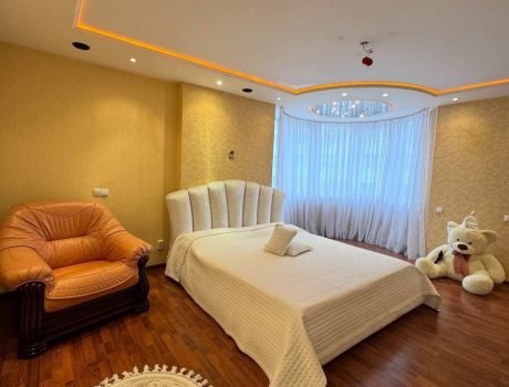 Продаж квартири 2 кімнати 80 кв. м. Старокостянтинівське шосе (Центр) Хмельницький