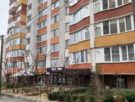 Продаж квартири 3 кімнати 79 кв. м. Озерна (Озерна) Хмельницький
