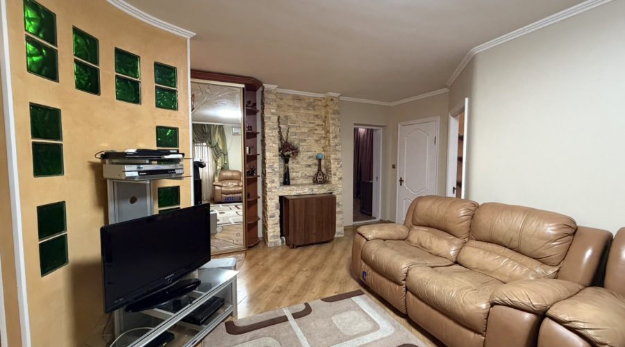 Оренда 3 кімнати 75 кв. м. Лікарняна (Центр) Хмельницький