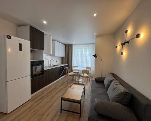 Продаж квартири 2 кімнати 76 кв. м. ЖК Grand Royal (Озерна) Хмельницький