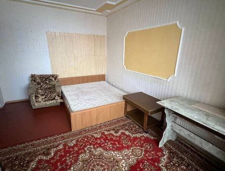 Продаж квартири 3 кімнати 73 кв. м. Залізняка (Озерна) Хмельницький