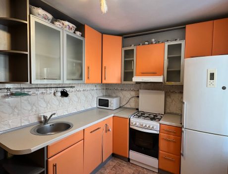 Оренда 3 кімнати 65 кв. м. Зарічанська (Виставка) Хмельницький