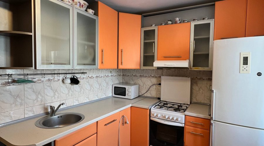 Оренда 3 кімнати 65 кв. м. Зарічанська (Виставка) Хмельницький