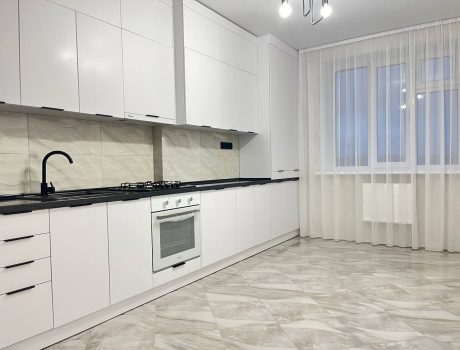 Продаж квартири 1 кімната 44 кв. м. Лісогринівецька (Озерна) Хмельницький