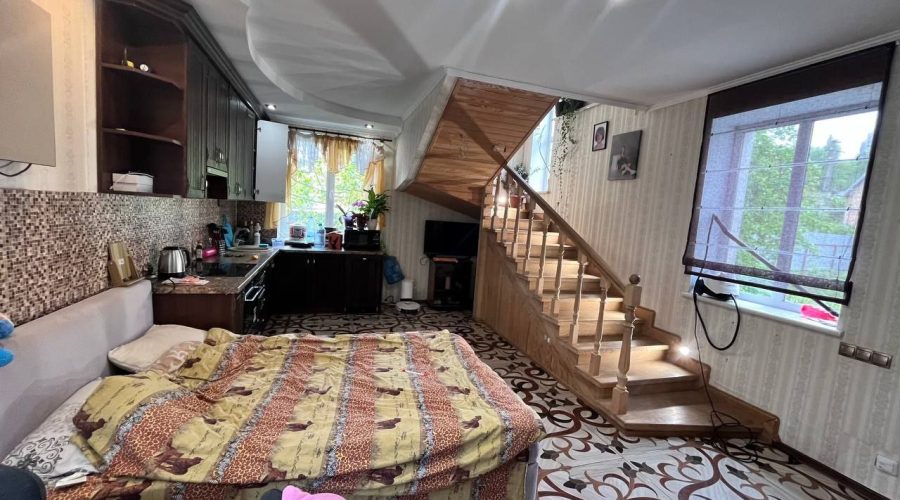 Продаж будинку 2 кімнати 75 кв. м. 4 сот. (Гречани) Хмельницький