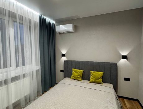 Продаж квартири 1 кімната 46 кв. м. Лісогринівецька (Озерна) Хмельницький