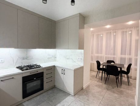 Продаж квартири 2 кімнати 64 кв. м. ЖК «Щасливий» (Виставка) Хмельницький