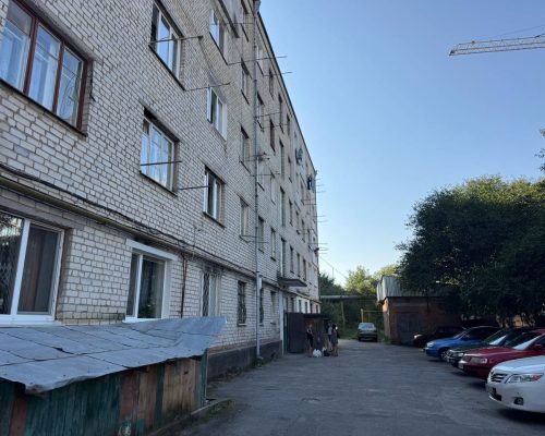 Продаж квартири 1 кімната 11 кв. м. просп. Миру (Виставка) Хмельницький