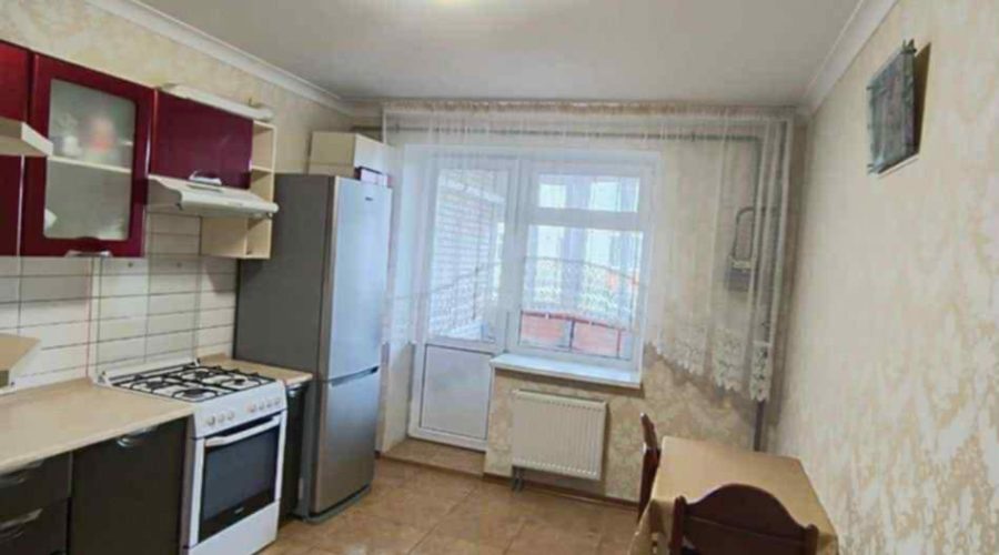 Продаж квартири 1 кімната 40 кв. м. Лісогринівецька (Озерна) Хмельницький