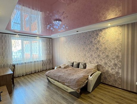 Оренда 1 кімната 49 кв. м. Лісогринівецька (Озерна) Хмельницький