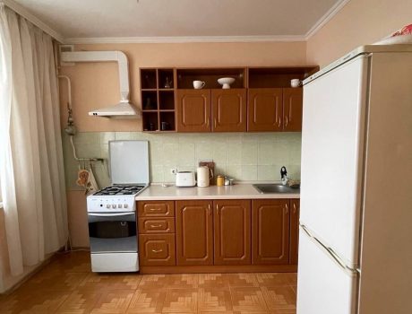 Оренда 1 кімната 45 кв. м. Зарічанська (Виставка) Хмельницький