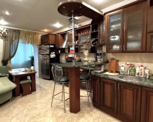 Оренда 3 кімнати 98 кв. м. Свободи (Центр) Хмельницький