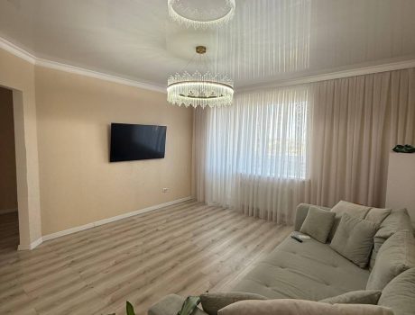 Продаж квартири 2 кімнати 73 кв. м. (Дубове) Хмельницький