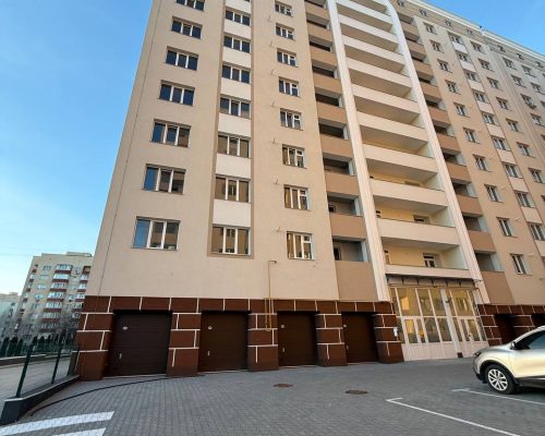 Продаж квартири 2 кімнати 68 кв. м. Кармелюка (Озерна) Хмельницький