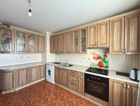 Продаж квартири 1 кімната 44 кв. м. Лісогринівецька (Озерна) Хмельницький