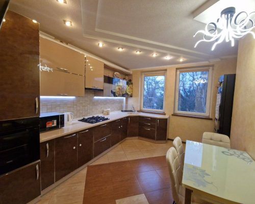 Оренда 2 кімнати 80 кв. м. Козацька (Дубове) Хмельницький