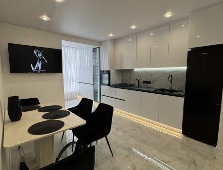 Продаж квартири 2 кімнати 72 кв. м. ЖК Львівський (Південно-Захід) Хмельницький