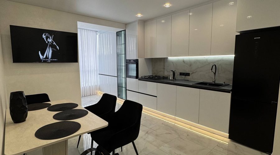 Продаж квартири 2 кімнати 72 кв. м. ЖК Львівський (Південно-Захід) Хмельницький