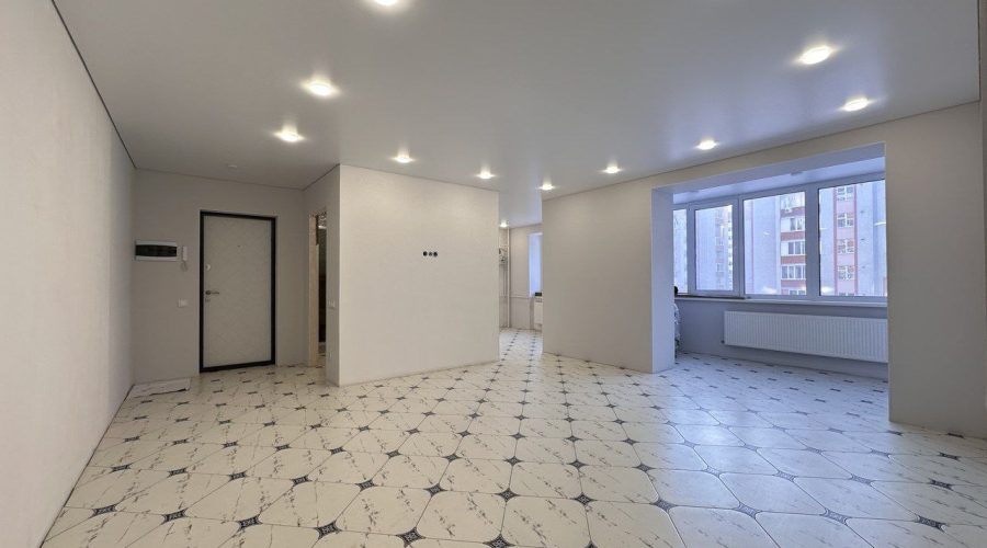 Продаж квартири 3 кімнати 80 кв. м. Озерна (Виставка) Хмельницький