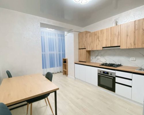 Оренда 1 кімната 43 кв. м. Панаса Мирного (Озерна) Хмельницький