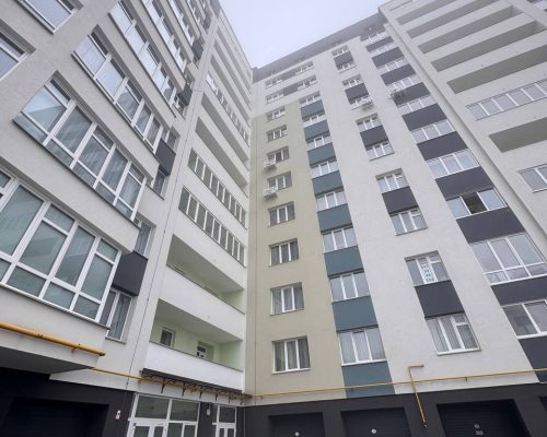 Продаж квартири 1 кімната 46 кв. м. Лісогринівецька (Озерна) Хмельницький