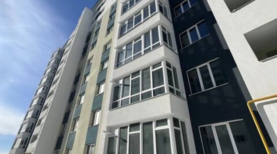 Продаж квартири 2 кімнати 80 кв. м. Лісогринівецька (Озерна) Хмельницький