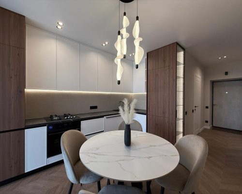 Продаж квартири 2 кімнати 58 кв. м. Панаса Мирного (Озерна) Хмельницький