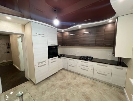 Продаж квартири 4 кімнати Панаса Мирного (Виставка) Хмельницький