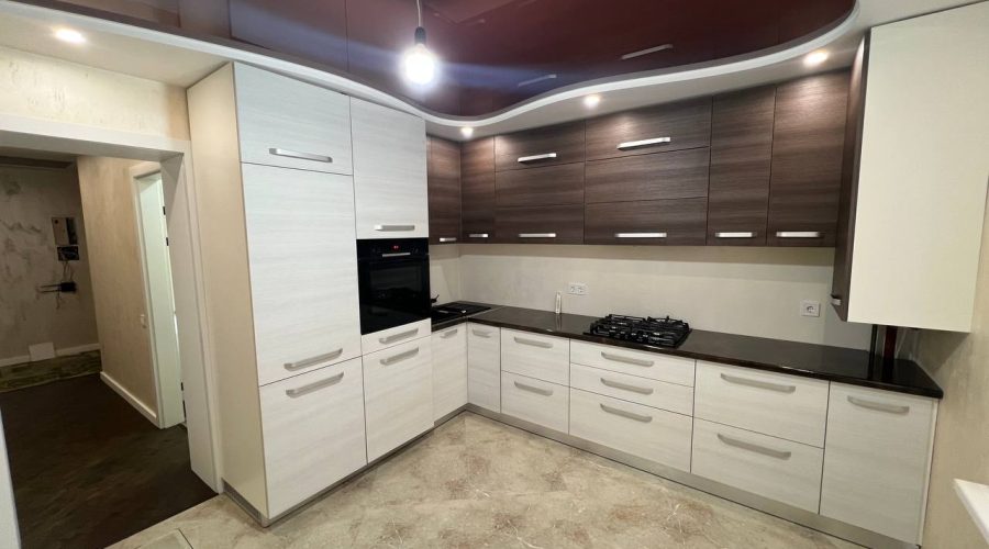 Продаж квартири 4 кімнати Панаса Мирного (Виставка) Хмельницький