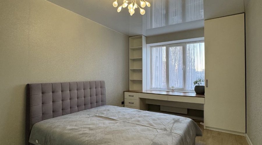 Продаж квартири 3 кімнати 89 кв. м. Проспект миру (Виставка) Хмельницький