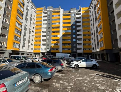 Продаж квартири 1 кімната 52 кв. м. Ст. Бандери (Виставка) Хмельницький